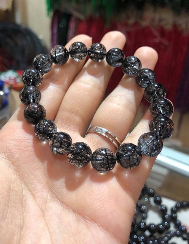 Vòng tay thạch anh tóc đen