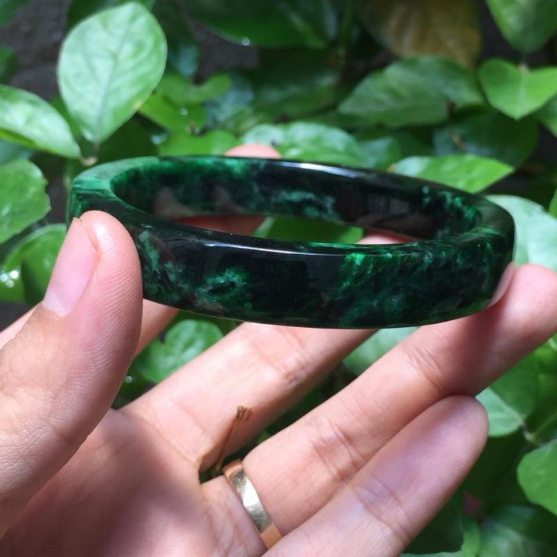 Vòng tay ngọc cẩm thạch