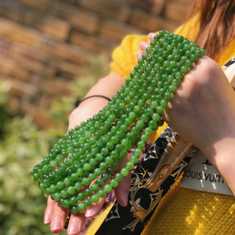 Vòng ngọc bích tự nhiên