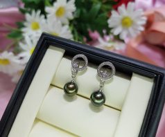 bông tai ngọc trai