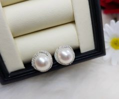 Bông tai ngọc trai