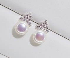 bông tai ngọc trai